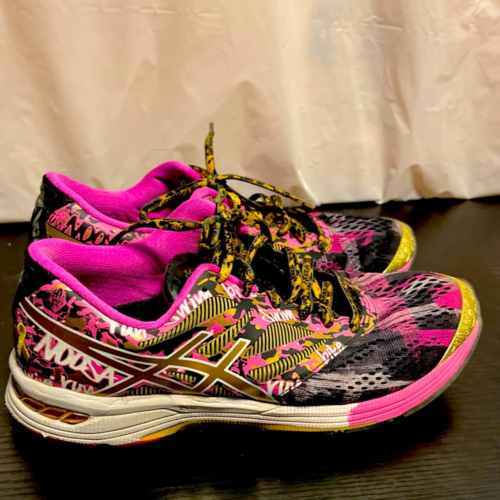 Asics Women's Pink And Black Breast Cancer Awareness Running Shoes